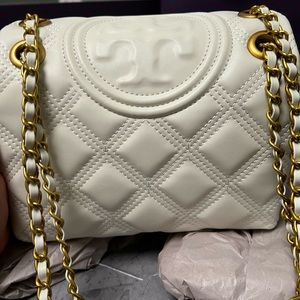 Tory Burch soft Fleming convertible bag pristine